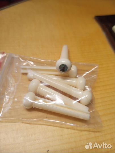 Пины для гитары Takamine