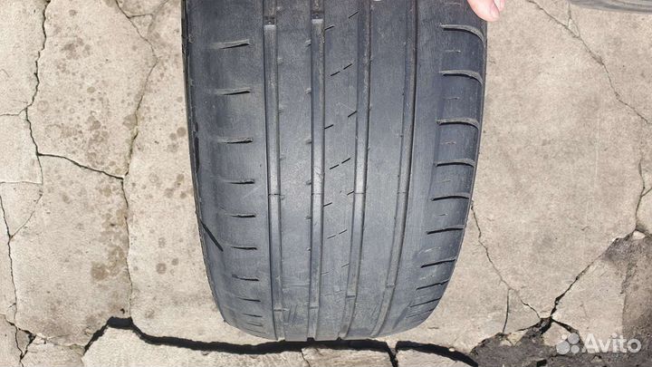 Kumho Ecsta HS51 215/50 R17 95