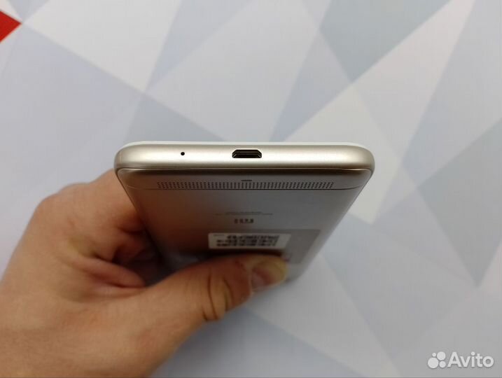 Xiaomi Redmi 5A, 3/32 ГБ