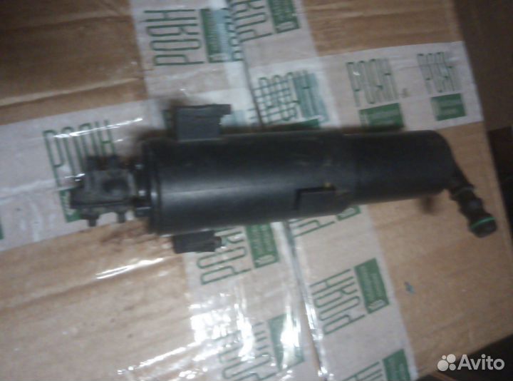 Форсунка правая омывателя фары Bmw X5 2011