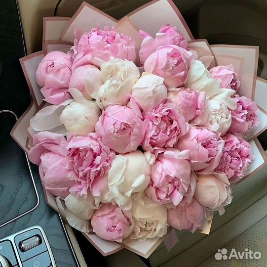 Пионы Букет пионов Доставка цветов