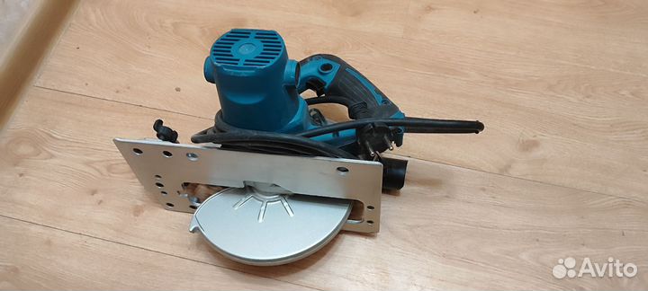 Дисковая пила Makita HS7600