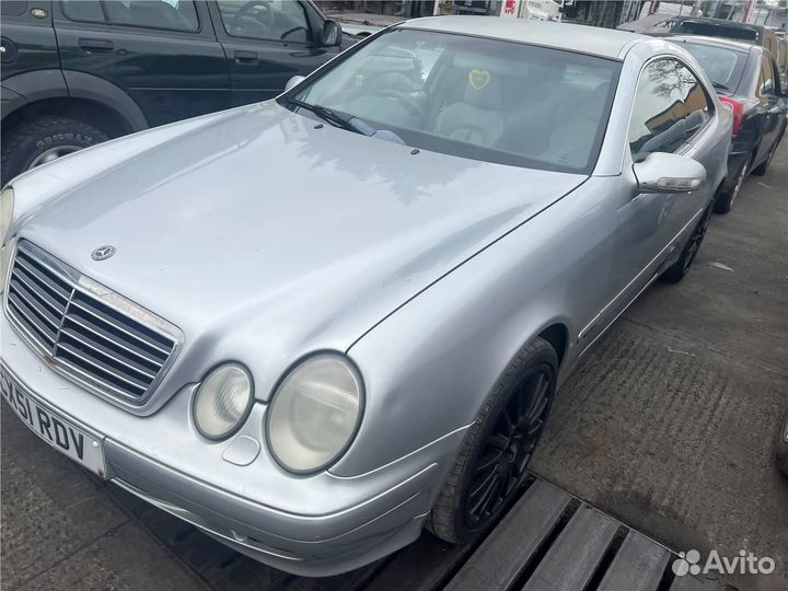 Разбор Mercedes W208