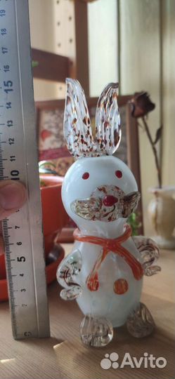 Коллекционная стеклянная статуэтка. Заяц, кролик