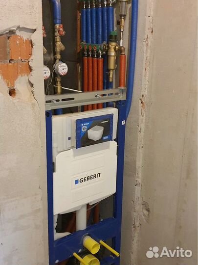 Монтаж инсталляции унитаза. Сантехник Мытищи