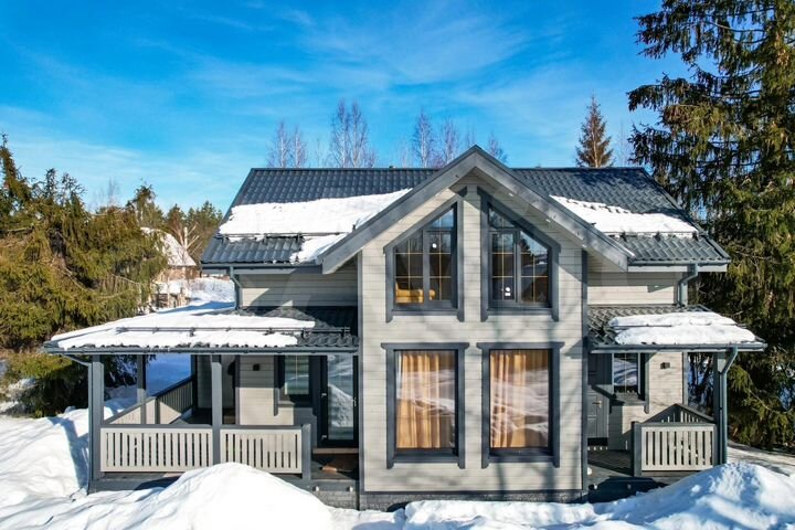 Дом 146 м² на участке 10 сот.