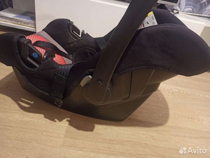 Автолюлька (кресло -переноска)