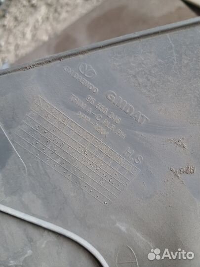 Обшивка стойки задний Chevrolet Lacetti