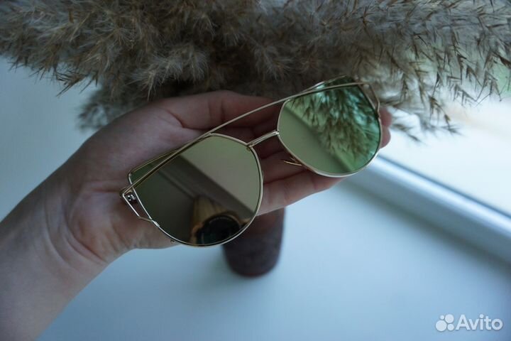 Солнцезащитные очки