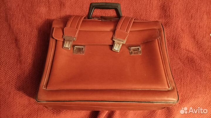 Портфели мужские