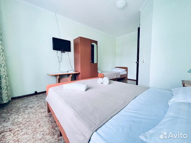 Отпуск в Сочи - лежать на пляже и радоваться морю