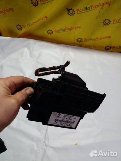 Блок управления бортовой сети Audi Audi A6 C6 2.0