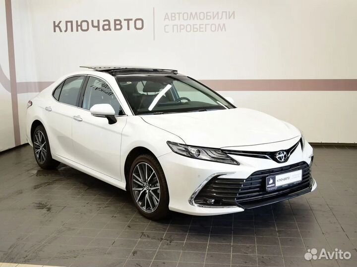 Toyota Camry 2.5 AT, 2023