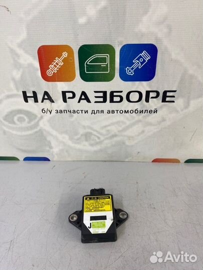 Датчик курсовой устойчивости Toyota Rav4 ACA30