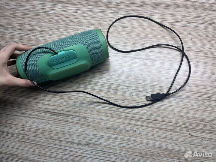 Колонка jbl charge 3