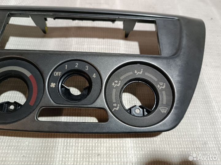 Рамка магнитолы Mitsubishi Lancer Classic 9