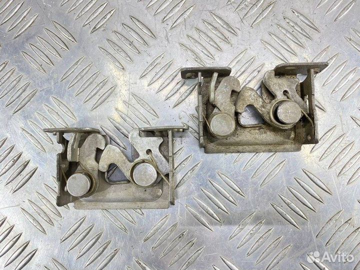 Замок капота Bmw 5 Е60 N52B30 2005