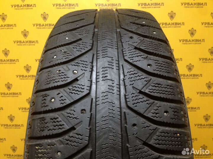 Bridgestone Ice Cruiser 7000 235/65 R17