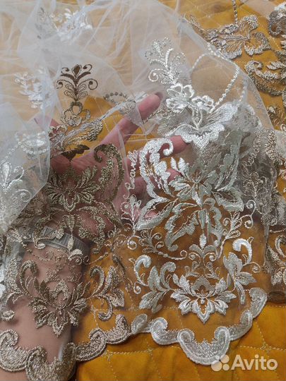 Тюль с вышивкой на сетке