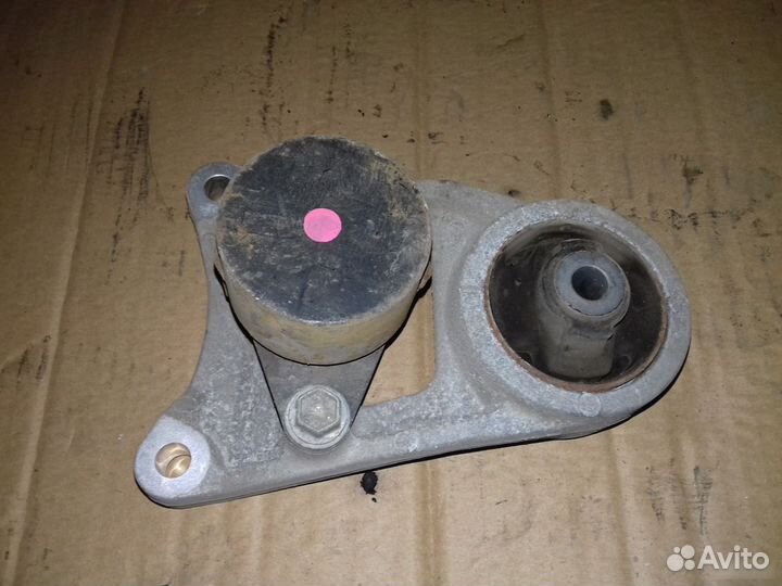 Опора редуктора задняя Toyota Rav4 CA40