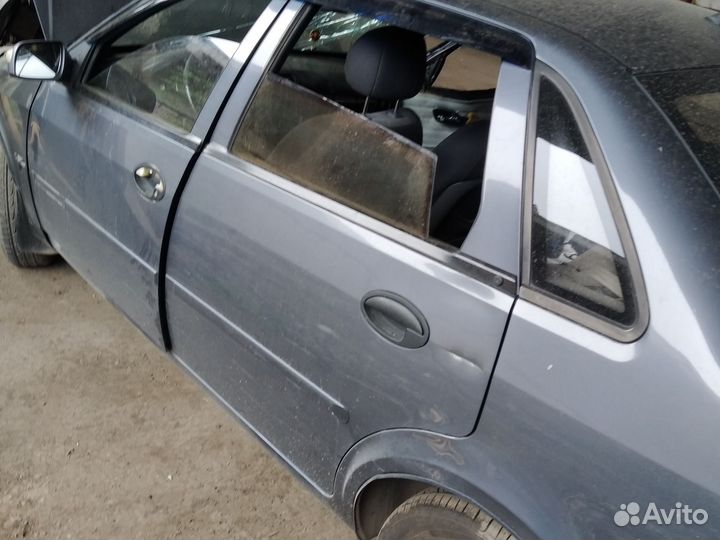 Двери Lifan Breez