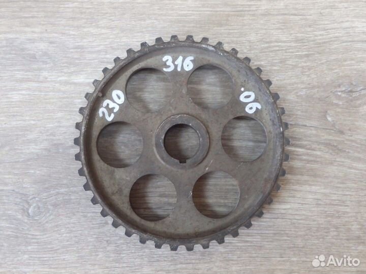 Шестерня (шкив) распредвала 2114