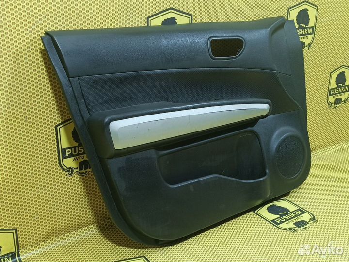 Обшивка двери передней левой Nissan X-Trail