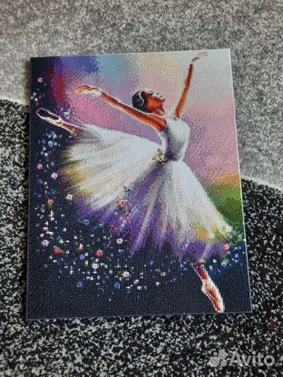 Картина стразами (алмазная мозаика)