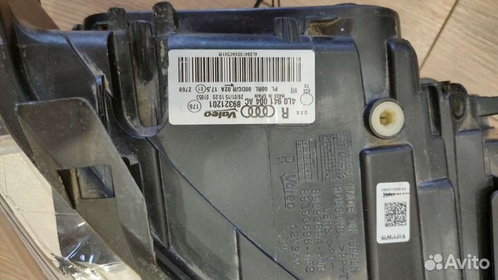 Фара правая Ауди Q7 (Audi Q7)