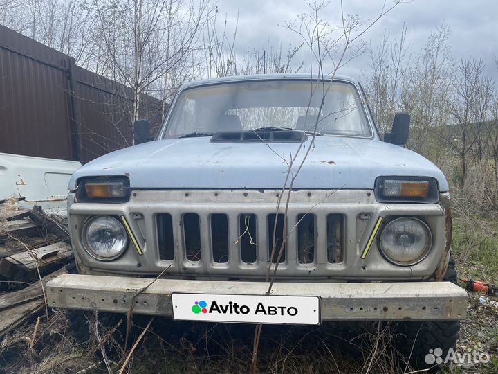 ВАЗ 2121 (4x4) Фора 1.7 МТ, 1996, битый, 10 000 км