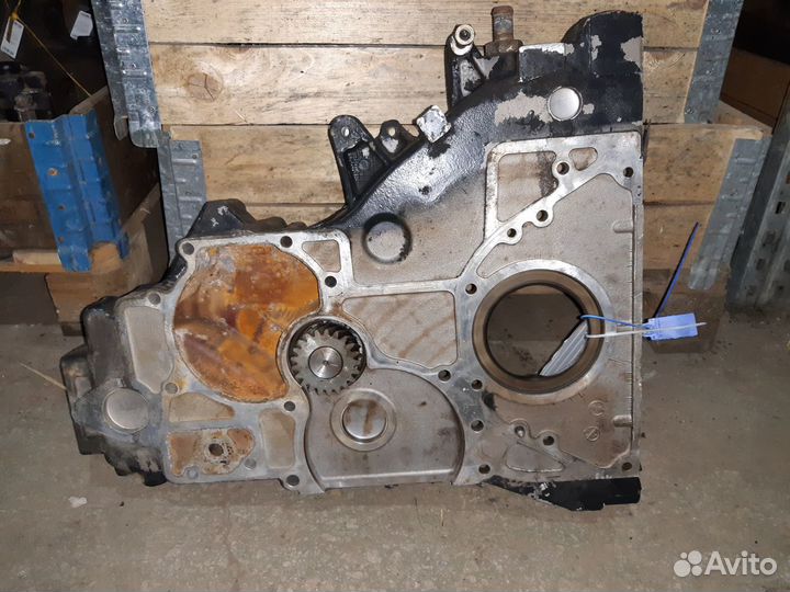 Передняя крышка двс / D2066 MAN