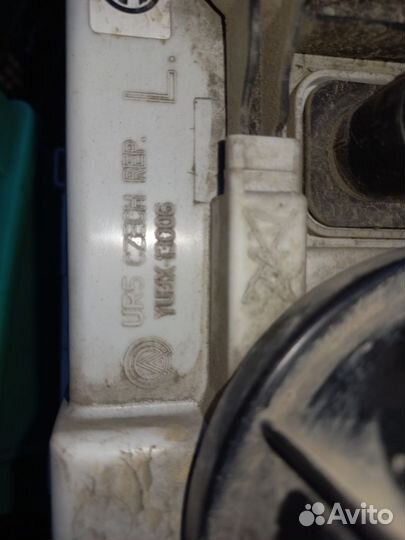 Продам переднюю левую фару Шкода Октавия Тур(А4)