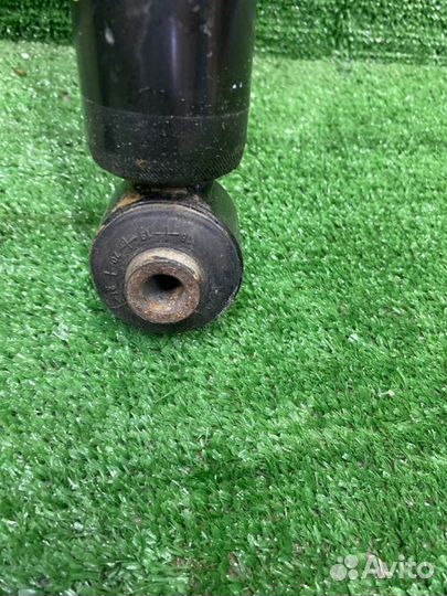 Амортизатор подвески задний Hyundai Creta 1