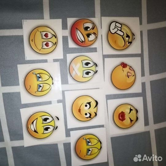 Наклейки смайлов
