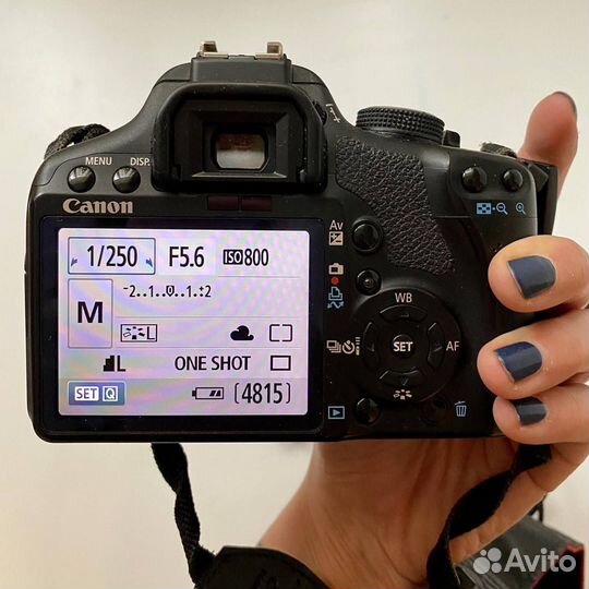 Цифровой фотоаппарат Canon EOS 500D