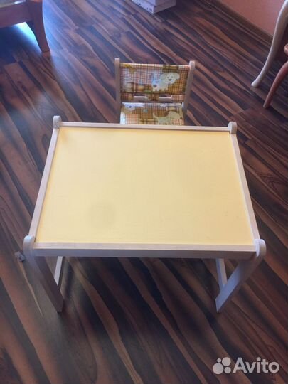 Детский стол и стул