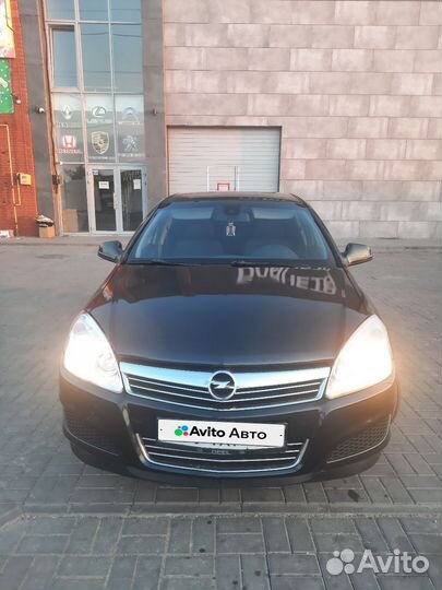 Opel Astra 1.6 МТ, 2012, 330 000 км