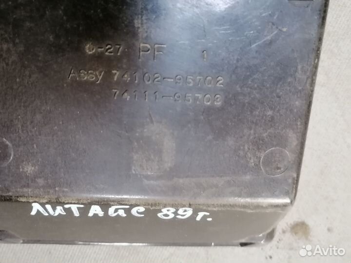 Пепельница Toyota Lite Ace 1989 передняя