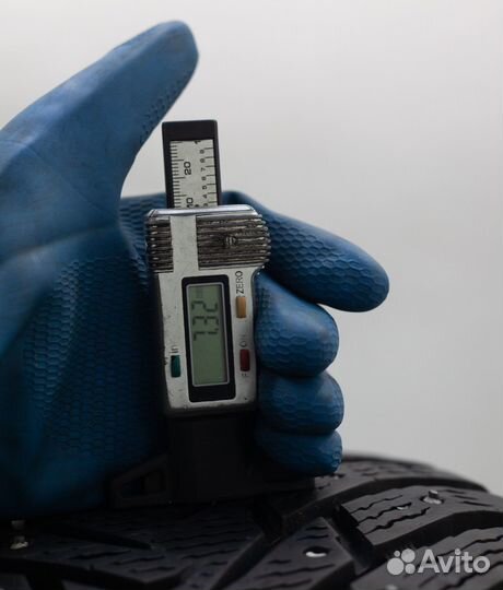 Nokian Tyres Hakkapeliitta 8 SUV 255/45 R20 105T