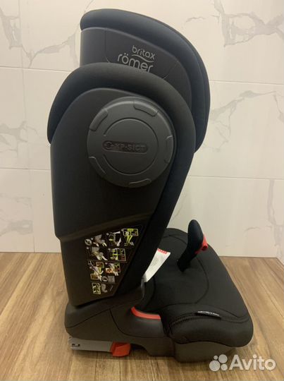 Автокресло Britax Romer kidfix 3S новое black