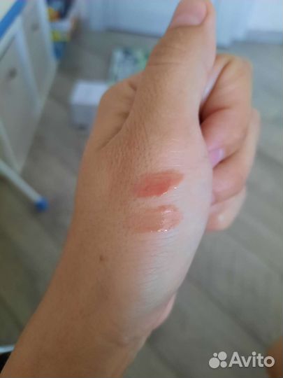 Блеск для губ, помада