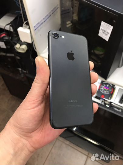 iPhone 7, 32 ГБ
