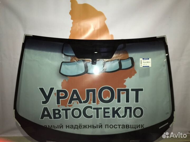 Лобовое стекло Honda Stepwgn II (RF3)