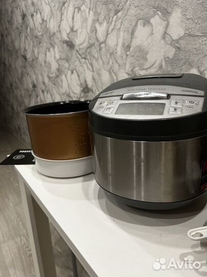 Мультиварка redmond