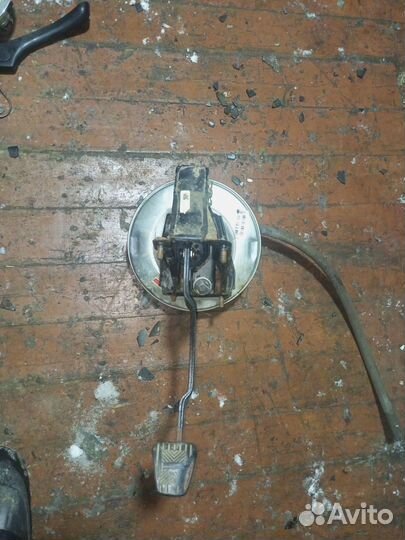 Вакумный усилитрль тормозов приора