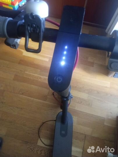 Электро самокат xiaomi M365