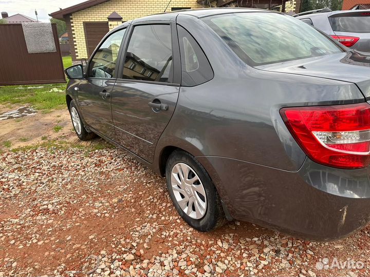 LADA Granta 1.6 МТ, 2017, 150 000 км