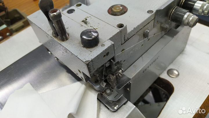 Швейная машинка оверлок Текстима