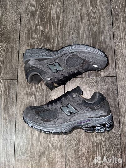 Кроссовки new balance 2002r