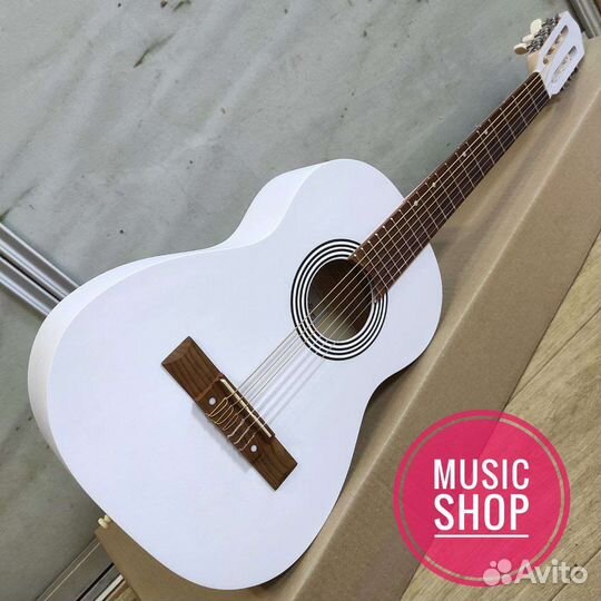 Гитара классическая новая для обучения